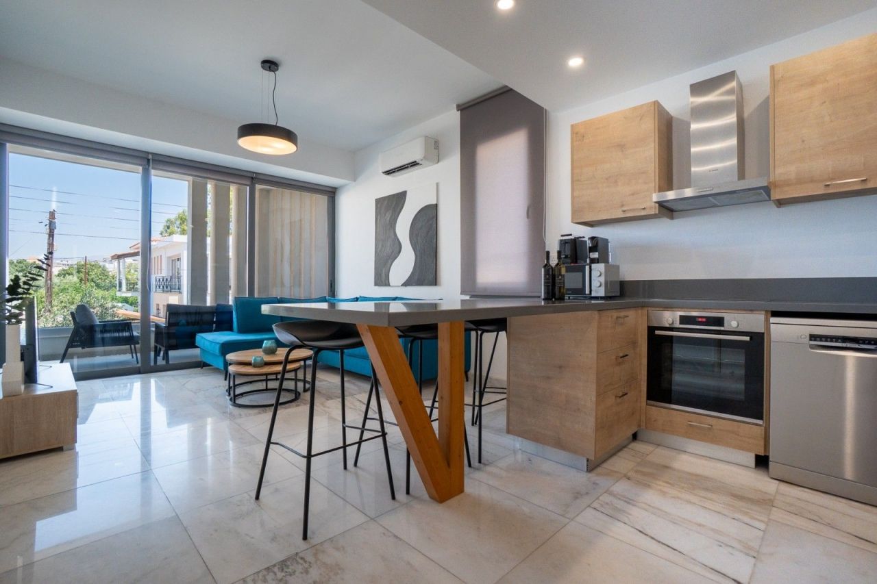 Commercial property in Paphos, Cyprus - picture 4