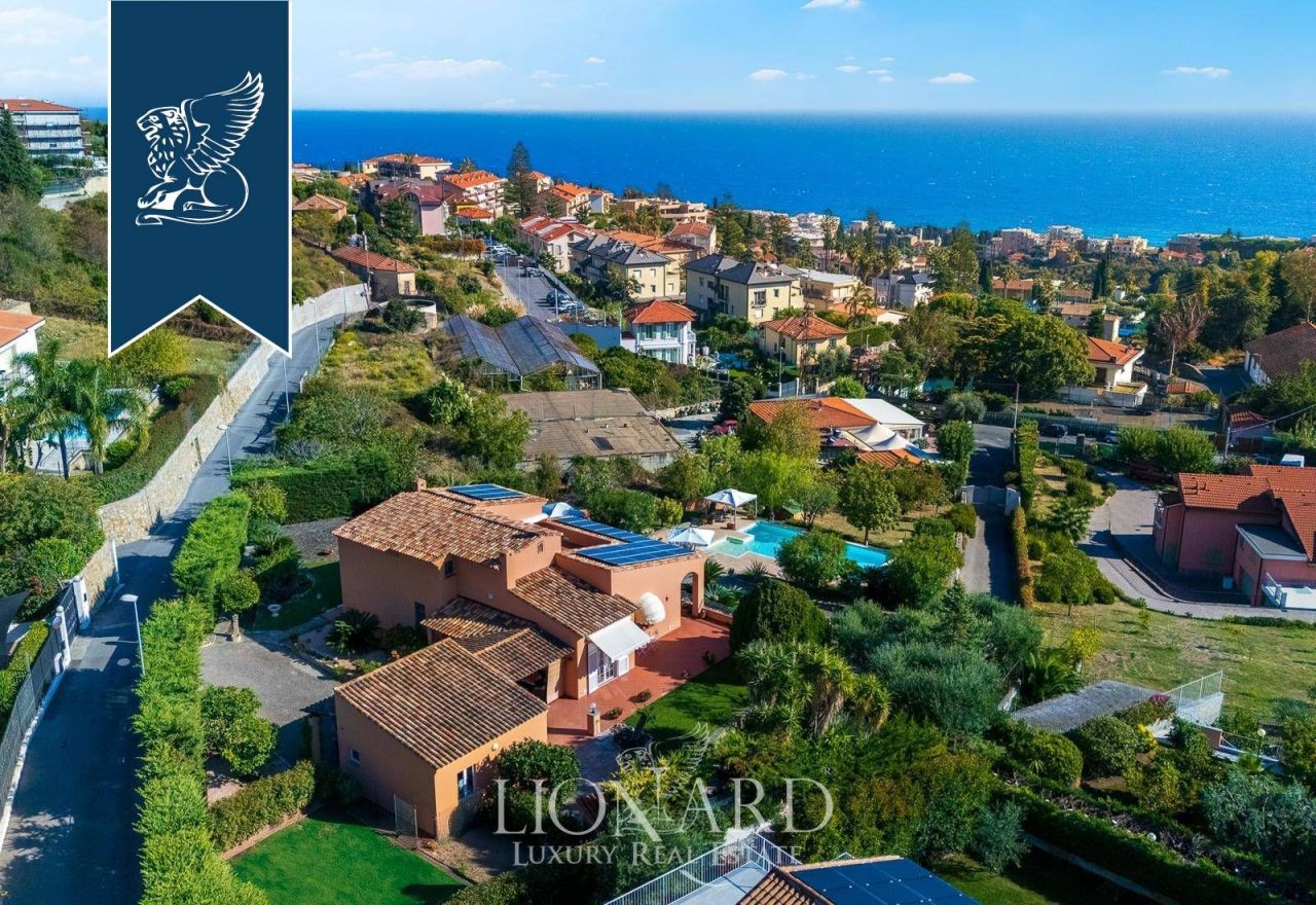 Villa a San Remo, Italia, 480 m² - foto 4
