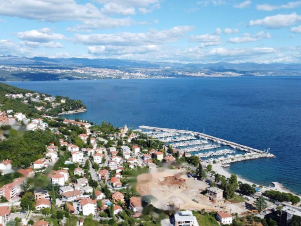 Casa a Opatija, Croazia, 750 m² - foto 1