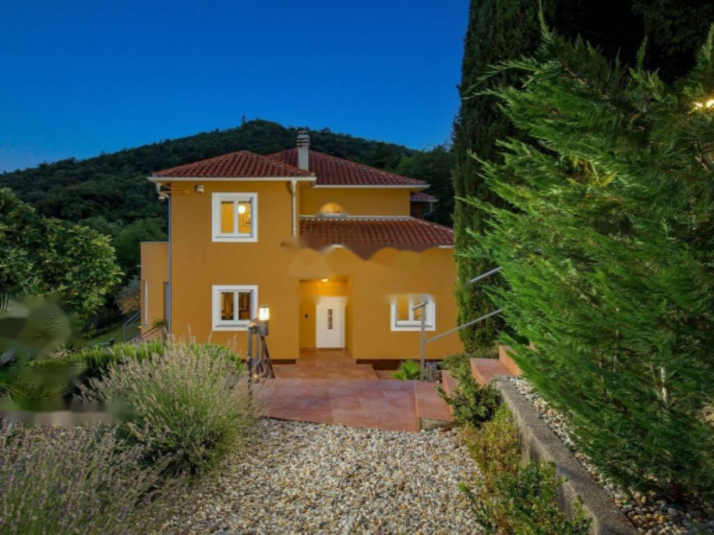 House in Opatija, Croatia, 200 m² - picture 1