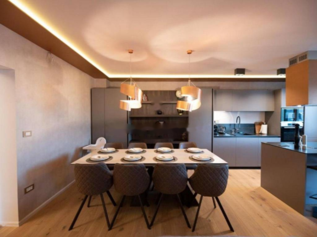 Casa a Opatija, Croazia, 404 m² - foto 1