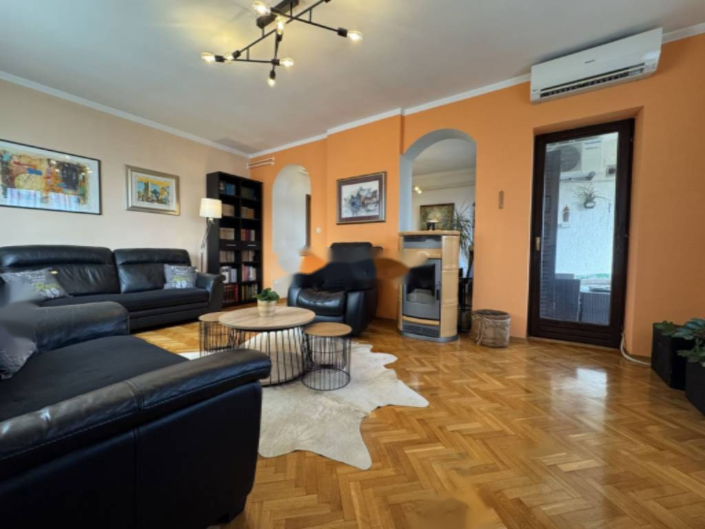 Appartement à Opatija, Croatie, 101 m² - image 1