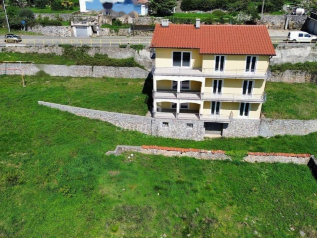 House in Opatija, Croatia, 573 m² - picture 1