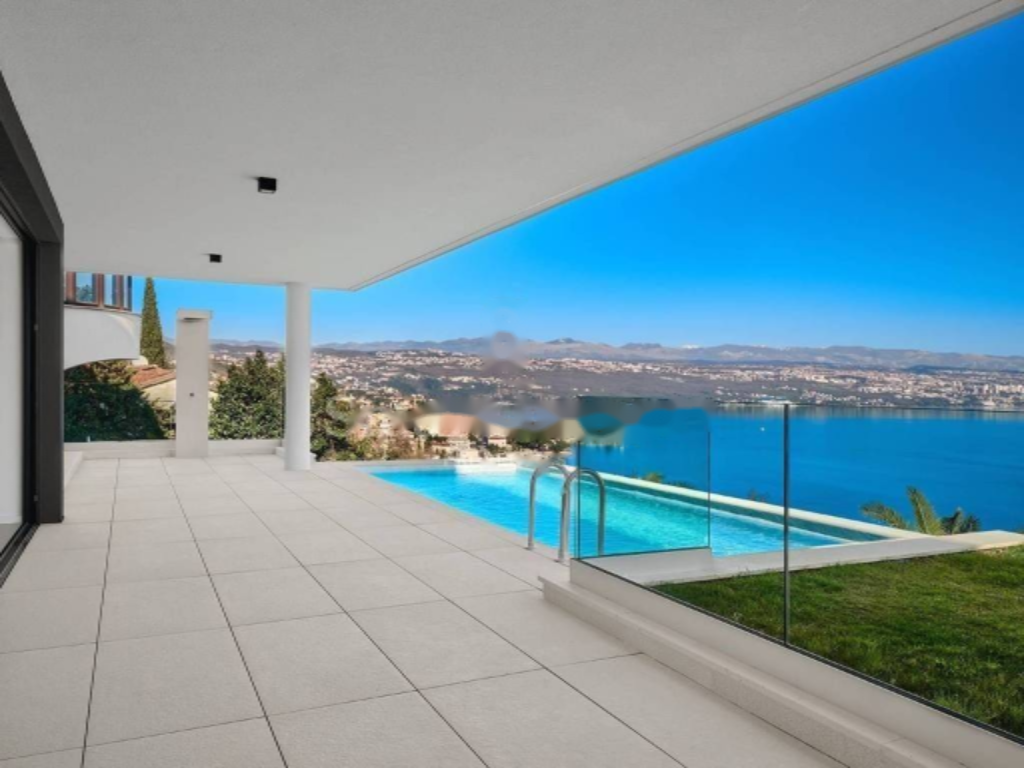 Flat in Opatija, Croatia, 251 m² - picture 1