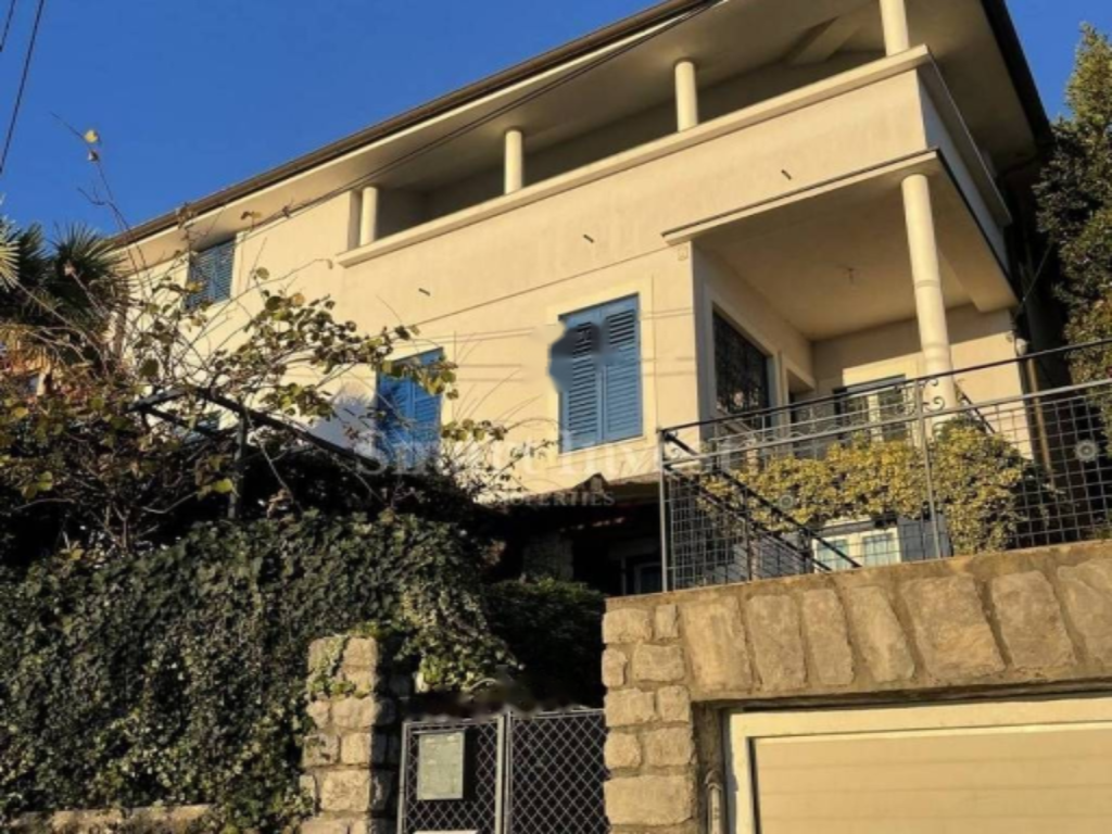 House in Opatija, Croatia, 360 m² - picture 1