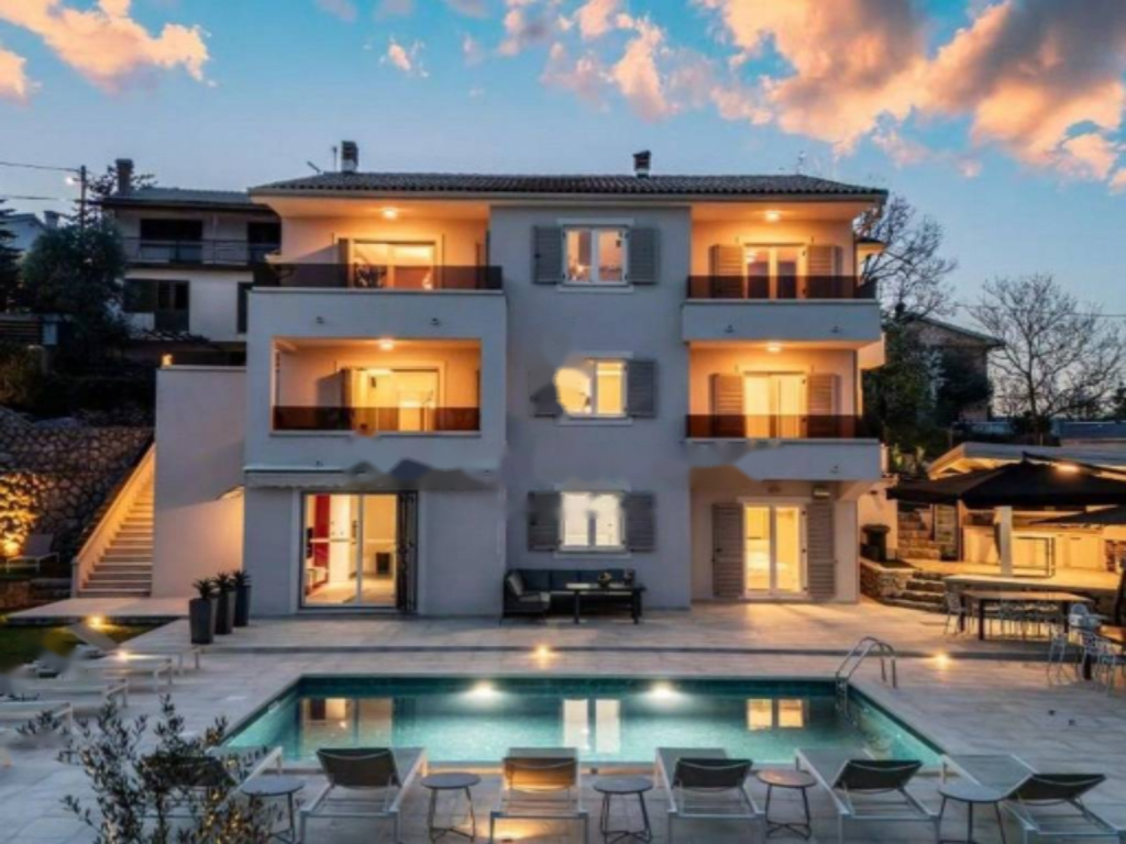 Casa a Opatija, Croazia, 404 m² - foto 2