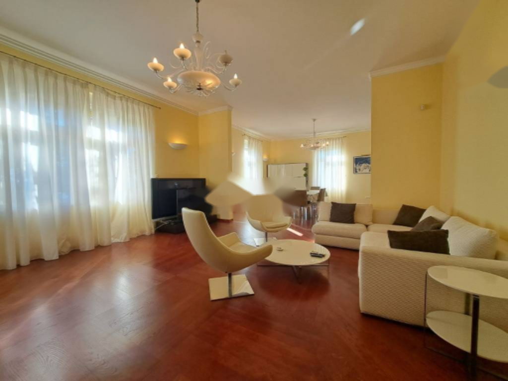 Piso en Opatija, Croacia, 180 m² - imagen 2