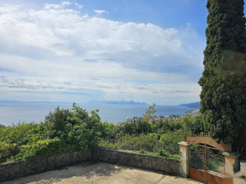 Casa a Opatija, Croazia, 208 m² - foto 2