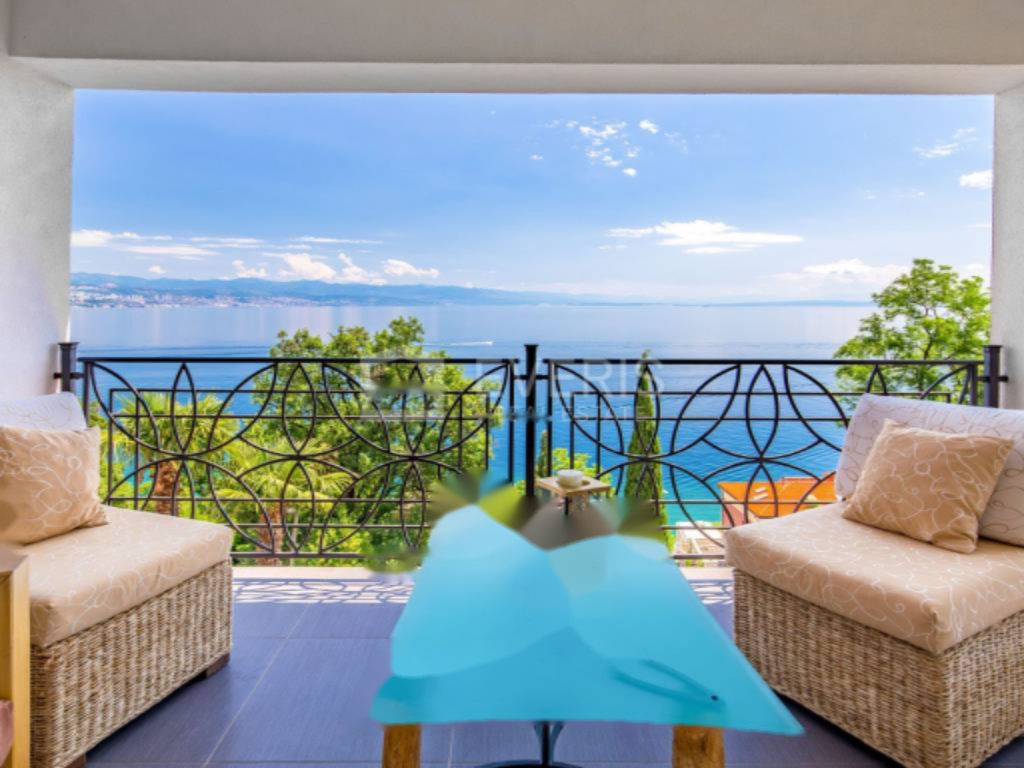Casa en Opatija, Croacia, 457 m² - imagen 2