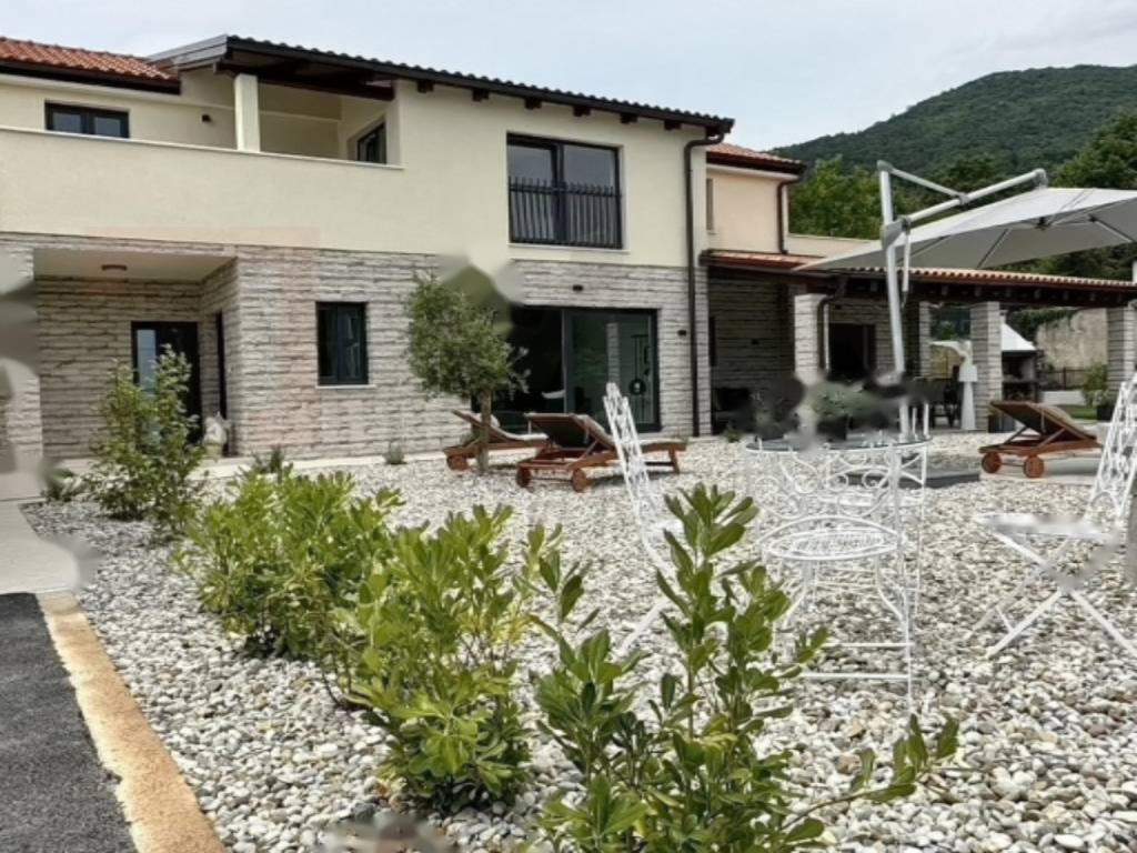 Casa en Opatija, Croacia, 328 m² - imagen 2