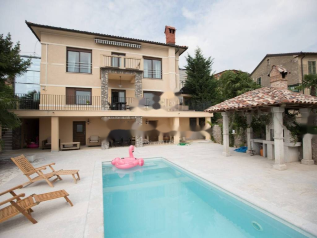 House in Opatija, Croatia, 417 m² - picture 2