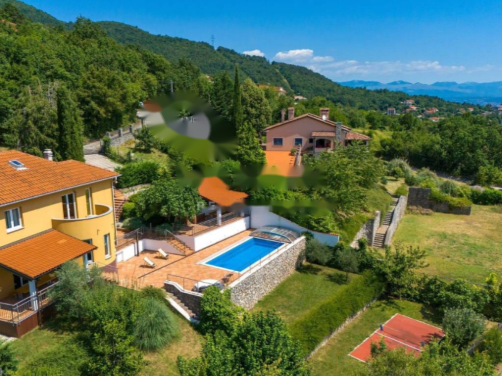 Casa a Opatija, Croazia, 270 m² - foto 2