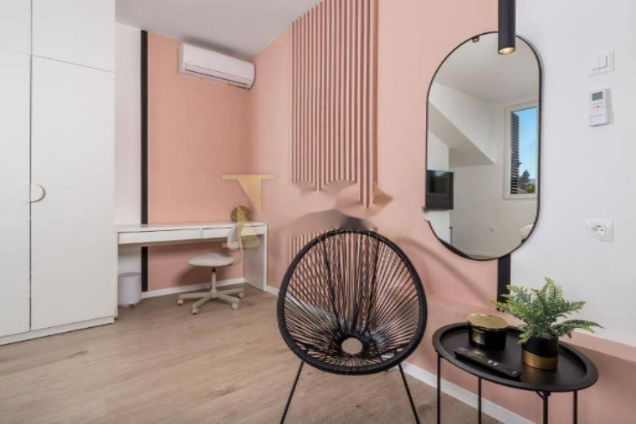 Piso en Opatija, Croacia, 84 m² - imagen 4