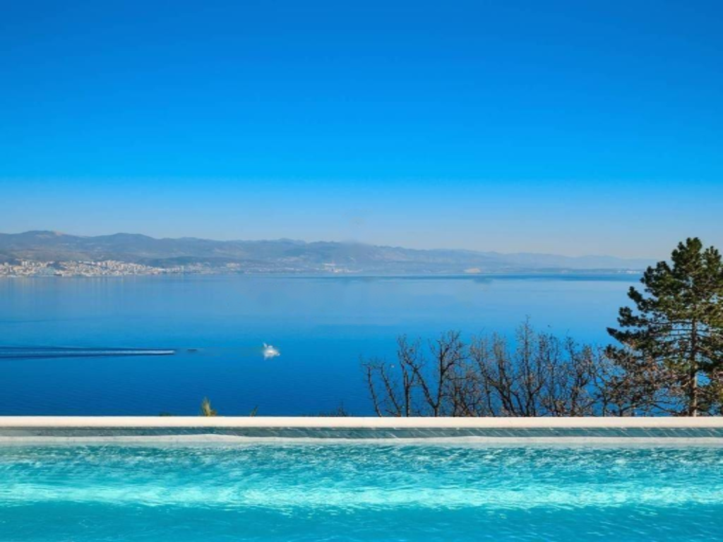 Flat in Opatija, Croatia, 251 m² - picture 5