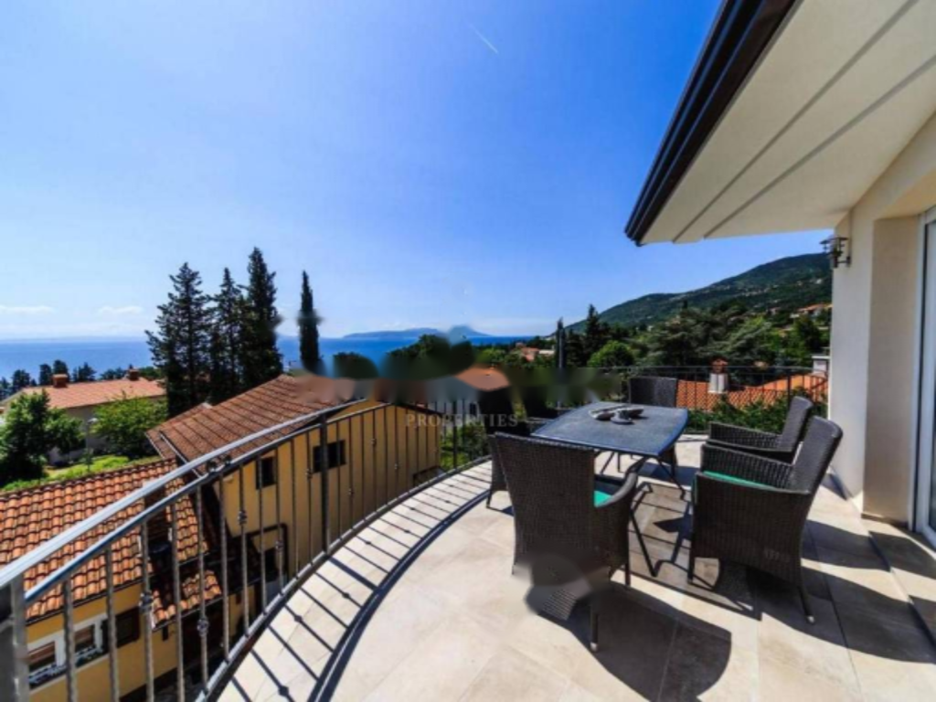 Casa en Opatija, Croacia, 380 m² - imagen 7