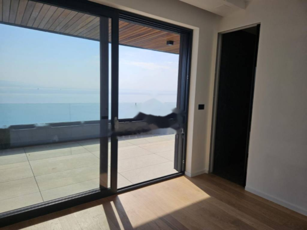 Flat in Opatija, Croatia, 238 m² - picture 8