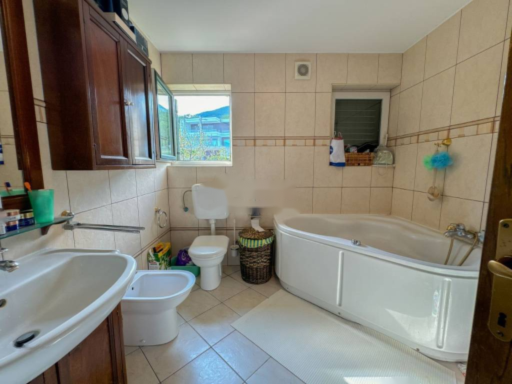 Flat in Opatija, Croatia, 97 m² - picture 10