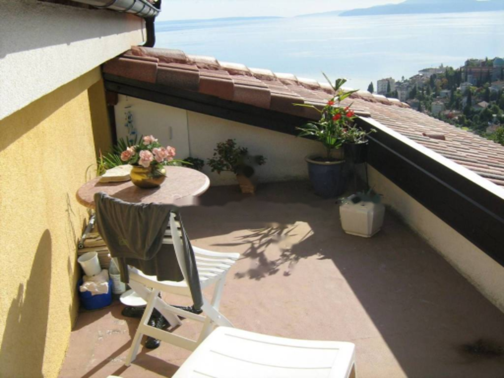 Flat in Opatija, Croatia, 78 m² - picture 10