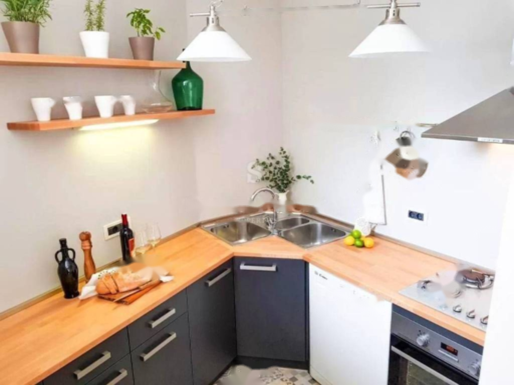 Flat in Opatija, Croatia, 200 m² - picture 11