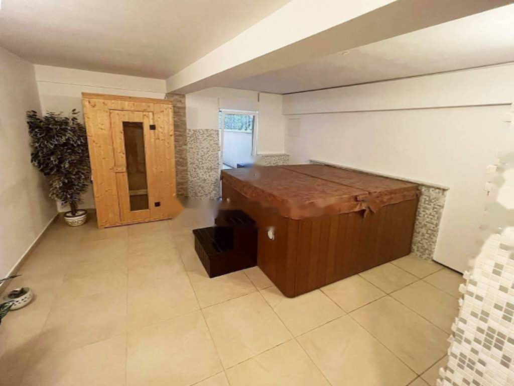 House in Opatija, Croatia, 749 m² - picture 13