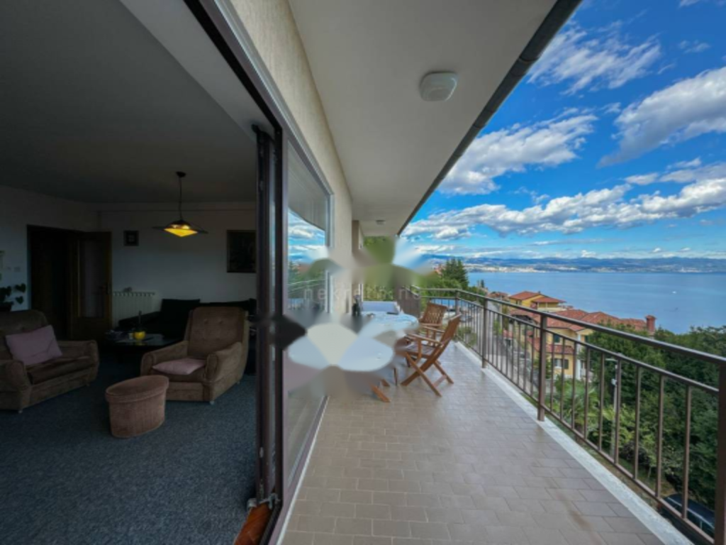 Casa en Opatija, Croacia, 450 m² - imagen 13