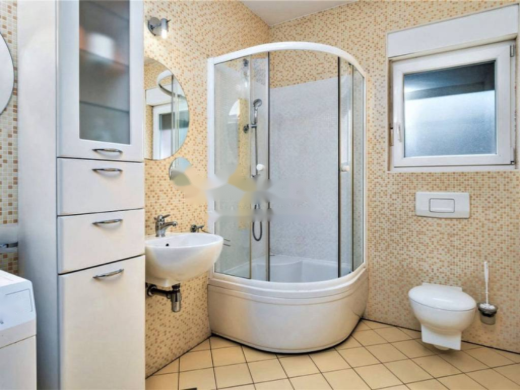 Casa en Opatija, Croacia, 550 m² - imagen 13