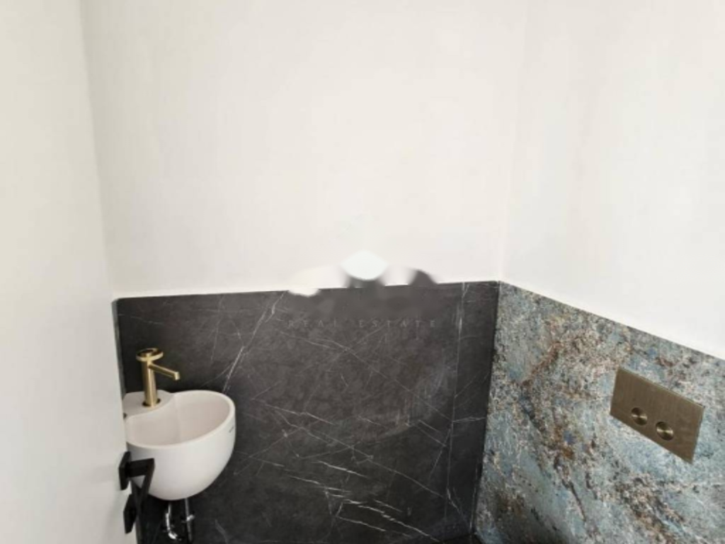 Flat in Opatija, Croatia, 238 m² - picture 16