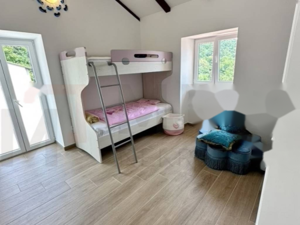 Casa en Opatija, Croacia, 328 m² - imagen 17