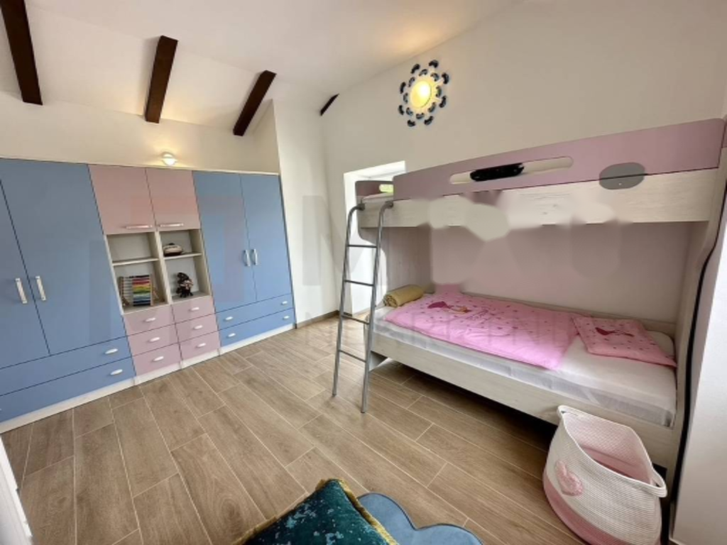 Casa en Opatija, Croacia, 328 m² - imagen 18