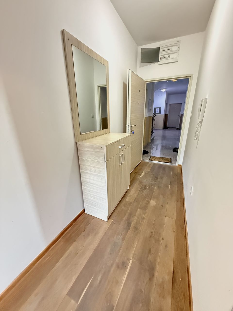 Piso en Rafailovici, Montenegro, 69 m² - imagen 11