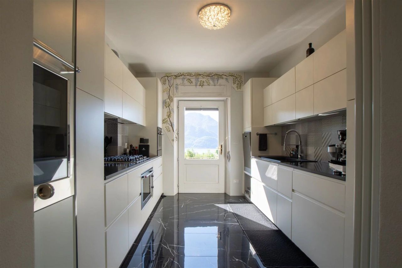 Villa in Verbania, Italien, 325 m² - Foto 12