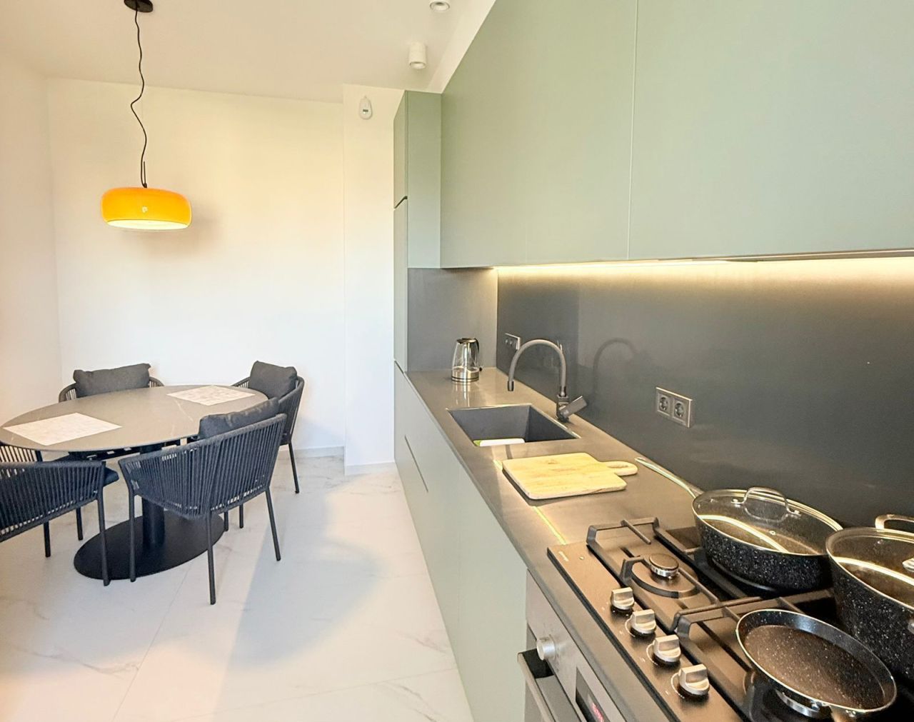 Piso en Tbilisi, Georgia, 90 m² - imagen 2