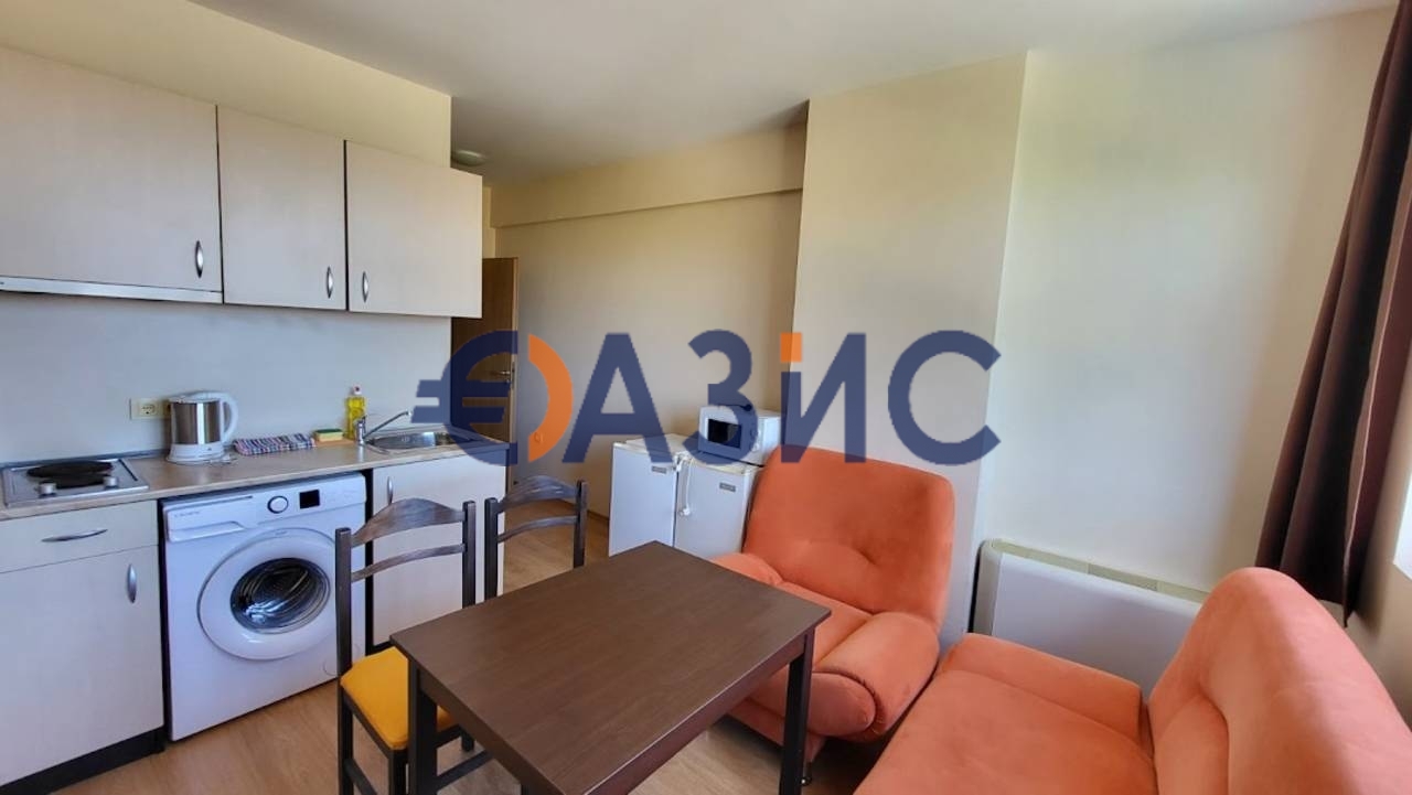 Appartement à Slantchev Briag, Bulgarie, 61 m² - image 1
