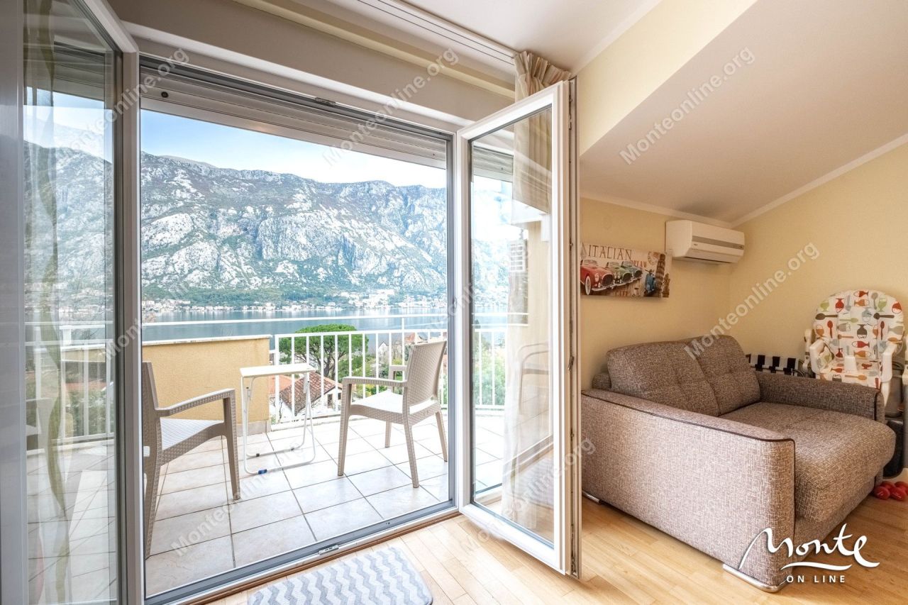 Apartment in Prkanj, Montenegro, 83 m² - Foto 8