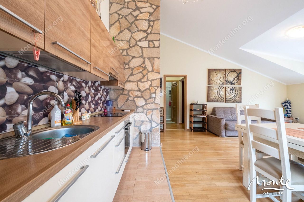 Apartment in Prkanj, Montenegro, 83 m² - Foto 10