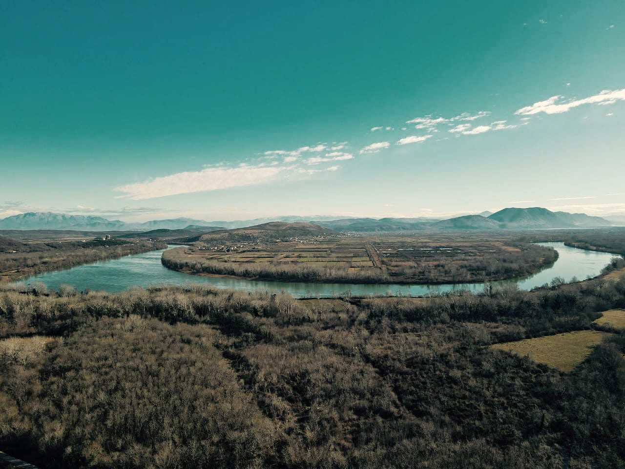 Terrain à Ada Bojana, Monténégro, 154 588 m² - image 1