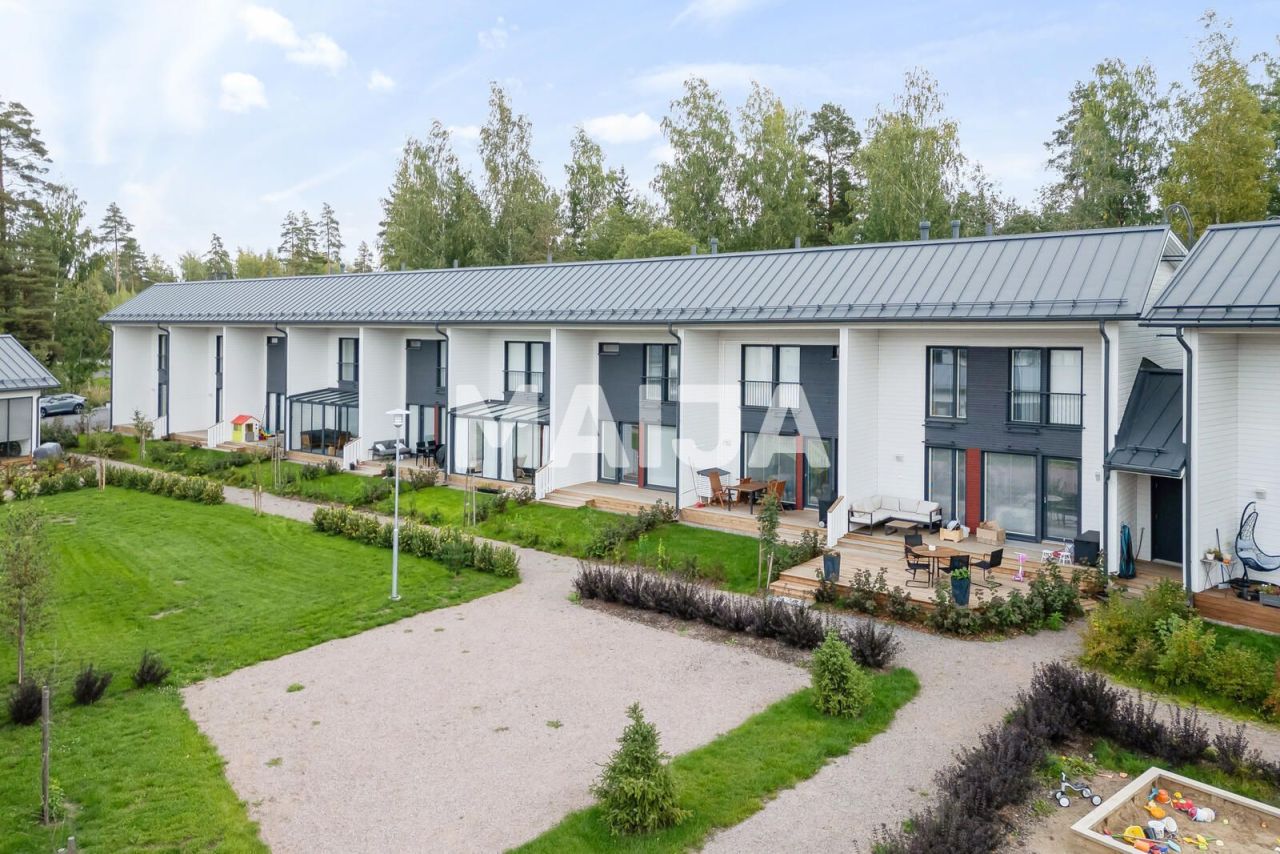 Piso en Järvenpää, Finlandia, 85 m² - imagen 1