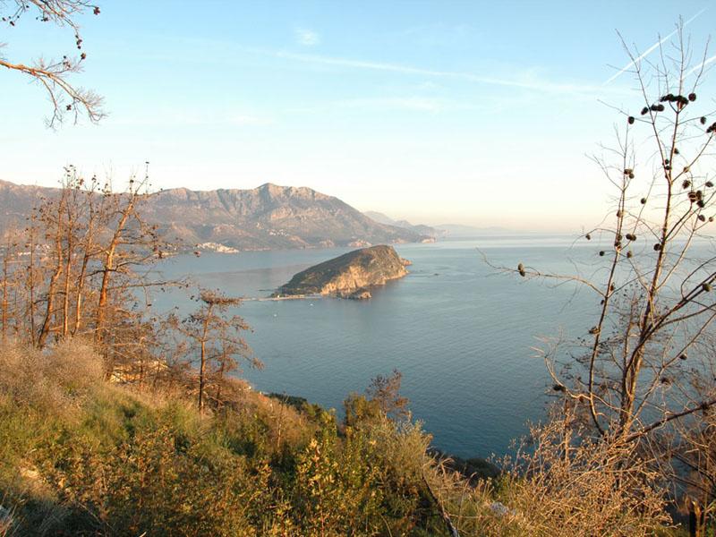 Terreno a Budva, Montenegro, 9 500 m2 - foto 1