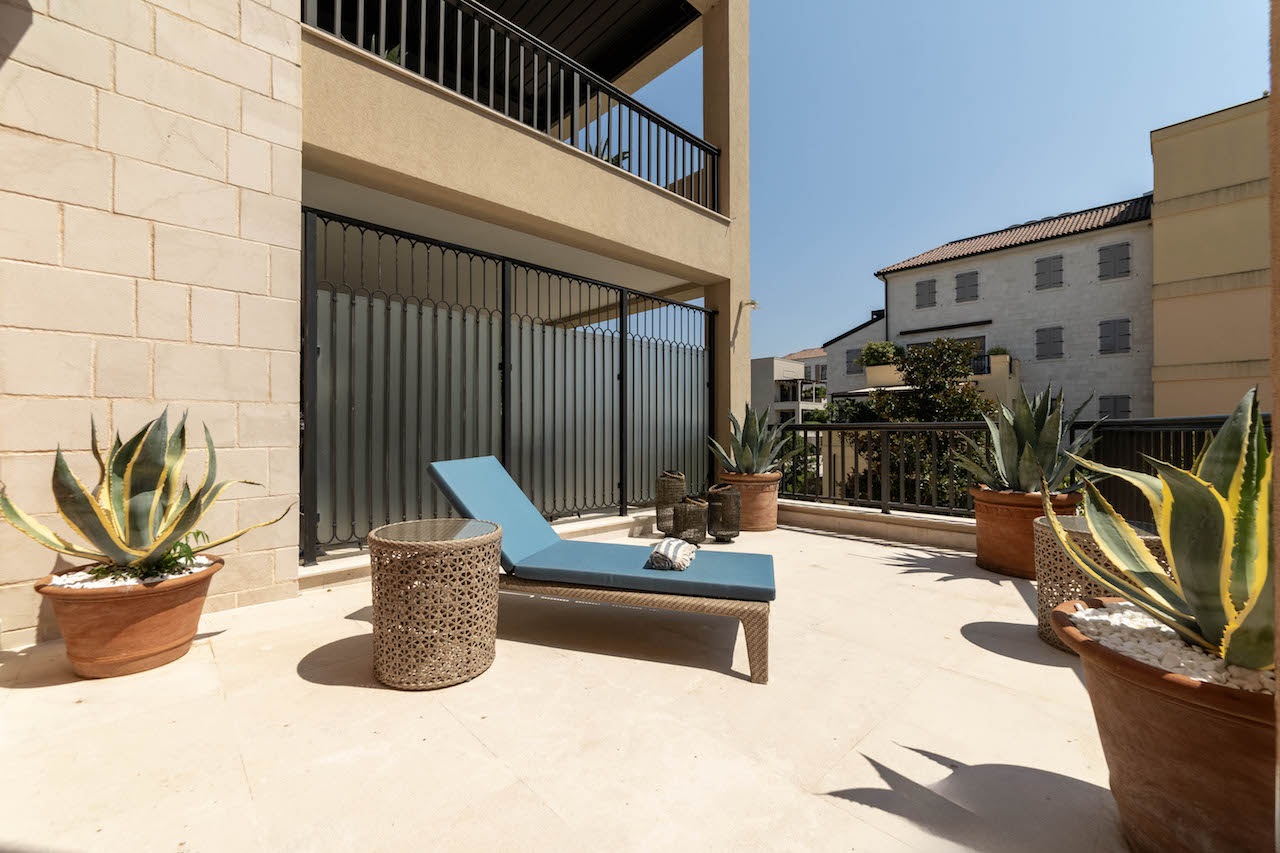 Flat in Tivat, Montenegro, 201 m² - picture 8