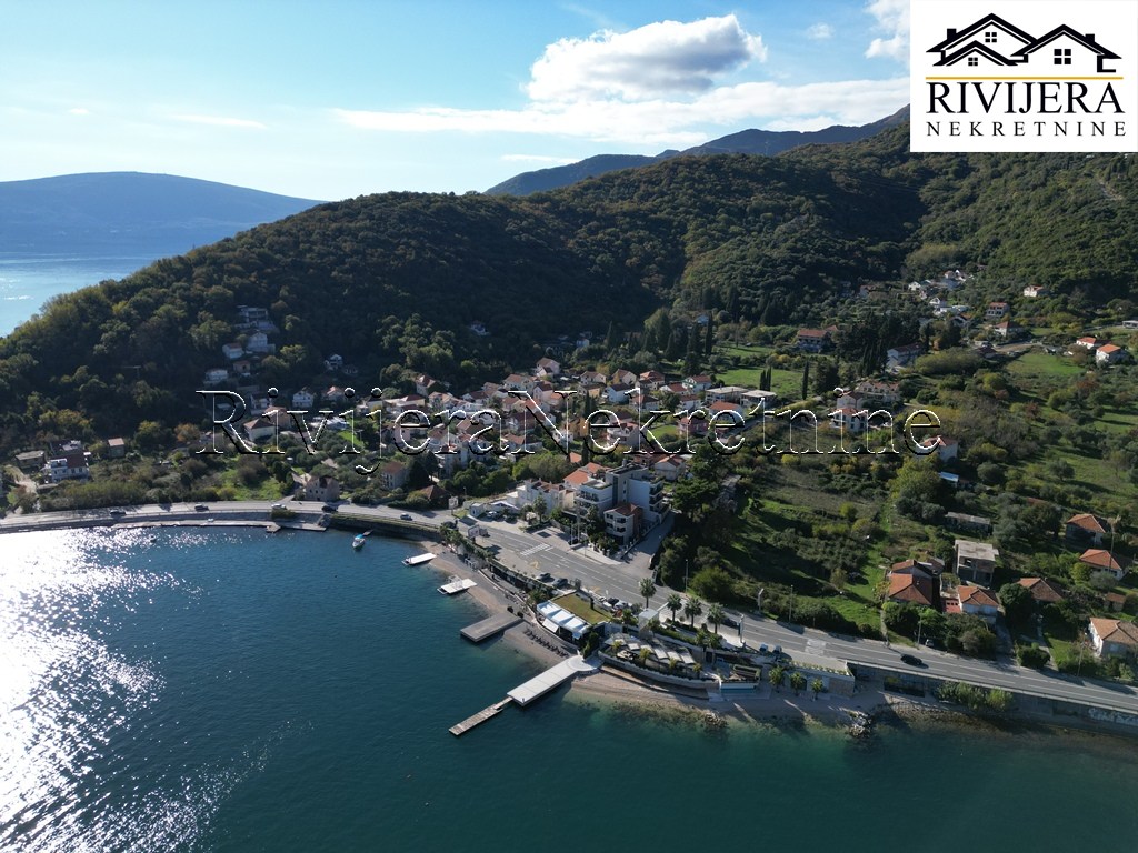 Terreno a Herceg-Novi, Montenegro, 1 330 m2 - foto 3