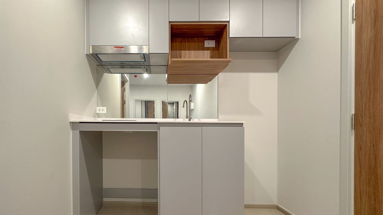 Apartment in Bangkok, Thailand, 63 m² - picture 8