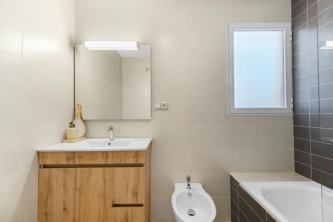 Apartment in Orihuela Costa, Spain, 54 m² - picture 18