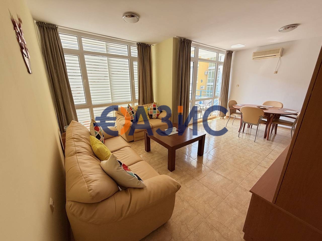 Appartement à Slantchev Briag, Bulgarie, 85 m² - image 4