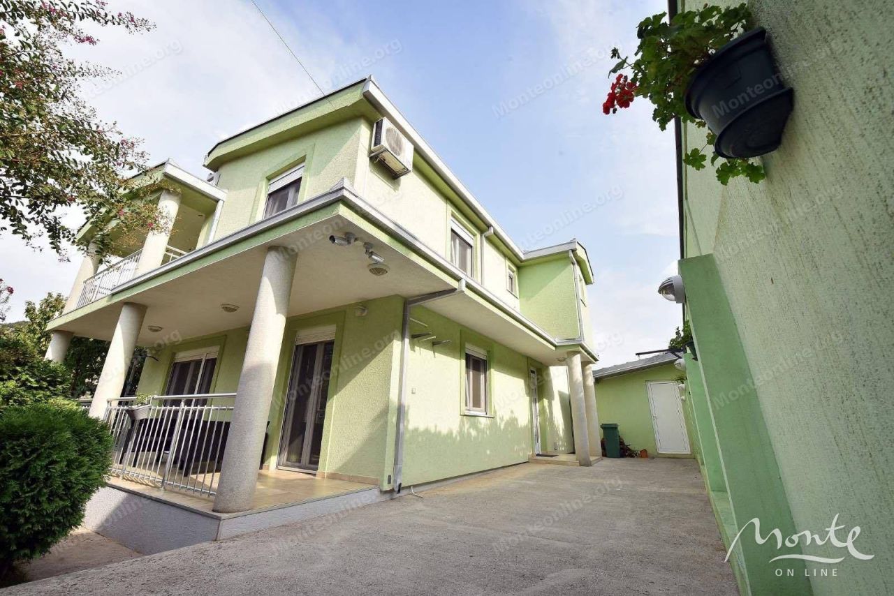 Villa à Podgorica, Monténégro, 175 m² - image 3