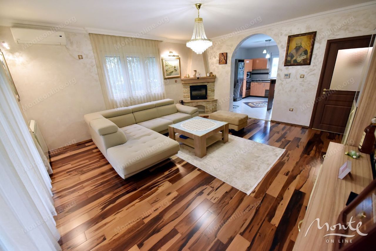 Villa à Podgorica, Monténégro, 175 m² - image 7