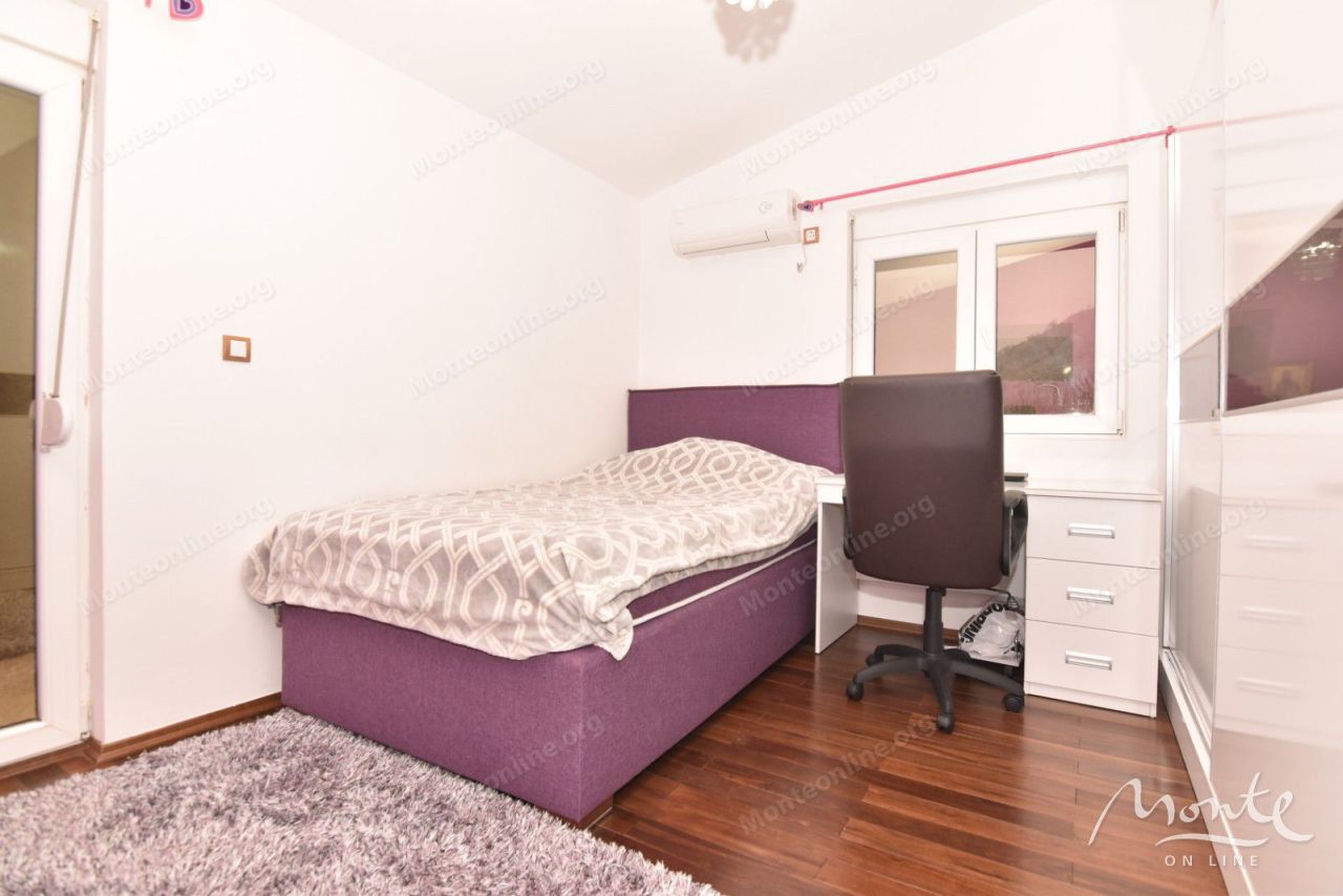 Villa à Podgorica, Monténégro, 175 m² - image 9