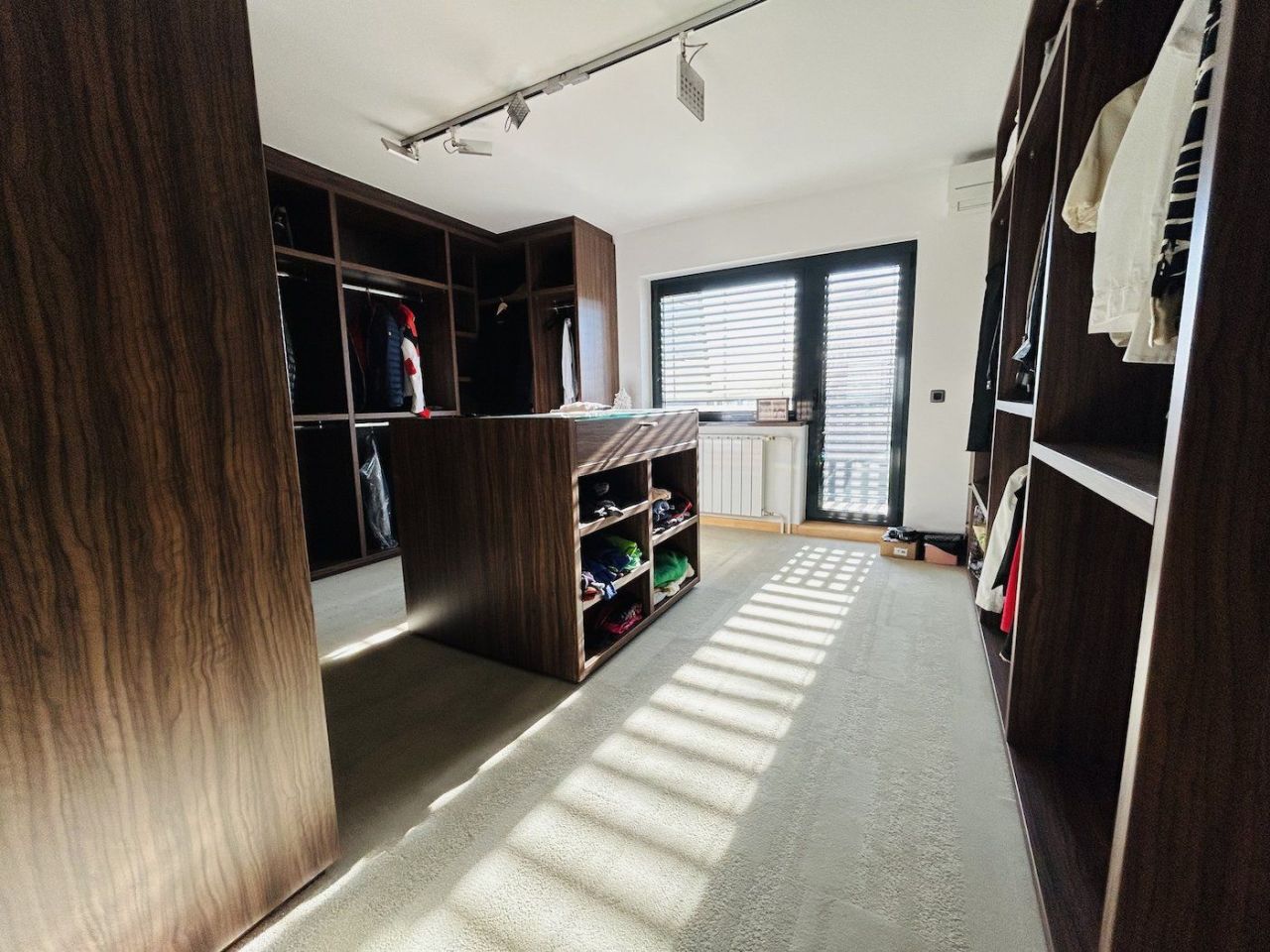 Casa Tišina, Eslovenia, 568 m² - imagen 8