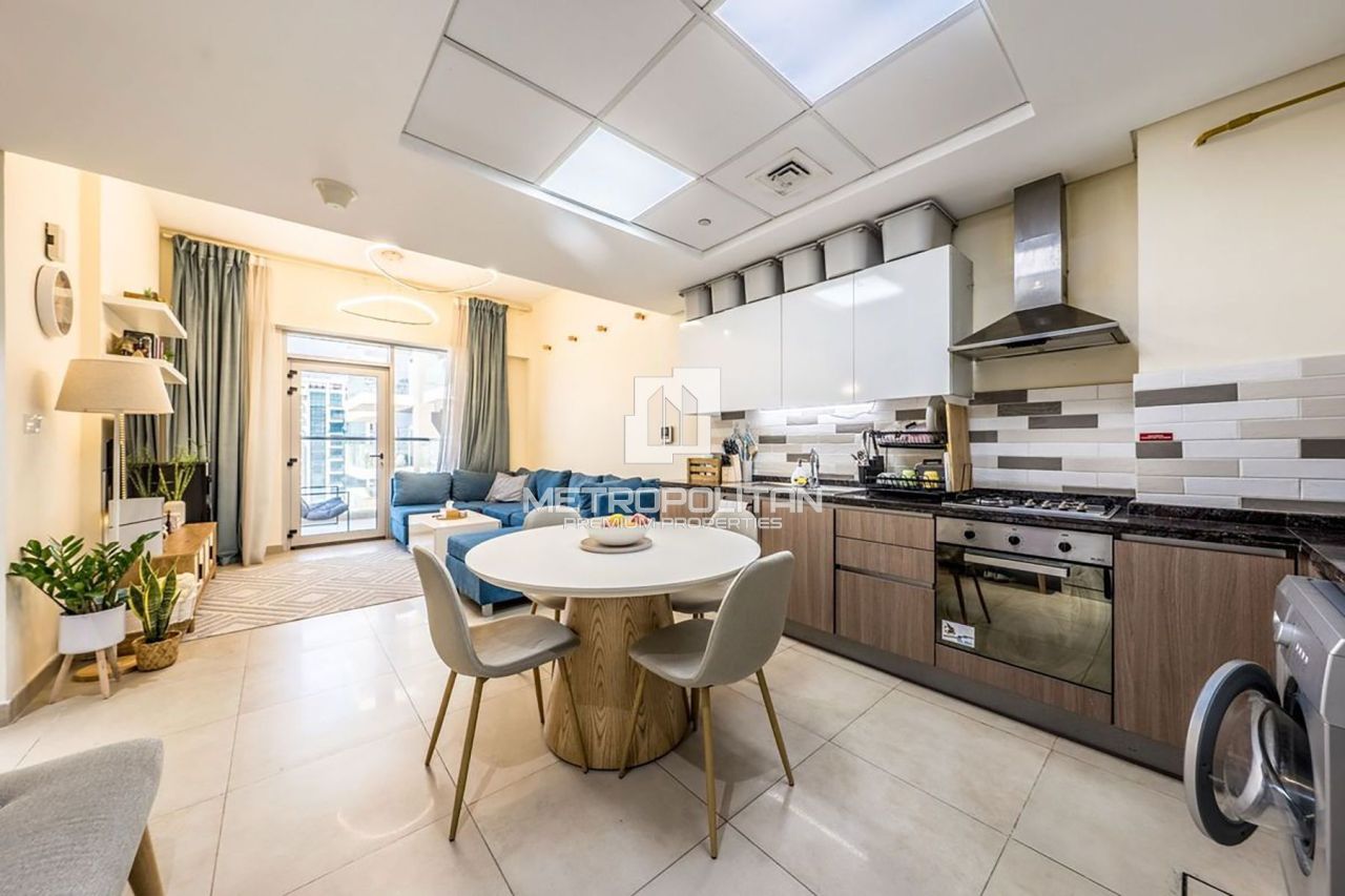 Apartamento en Dubái, EAU, 82 m² - imagen 2