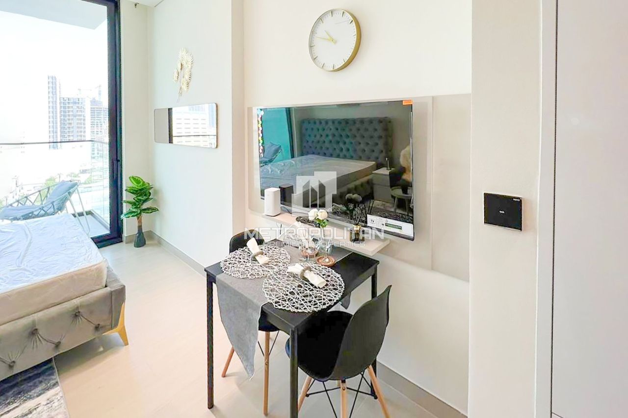 Apartment in Dubai, UAE, 31 m² - picture 4