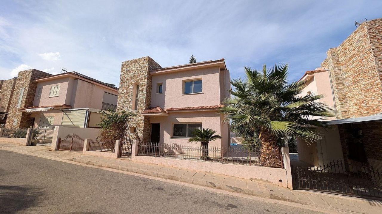 Villa in Protaras, Cyprus, 117 m² - picture 1